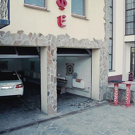 Felisa Hotel ハルキウ エクステリア 写真