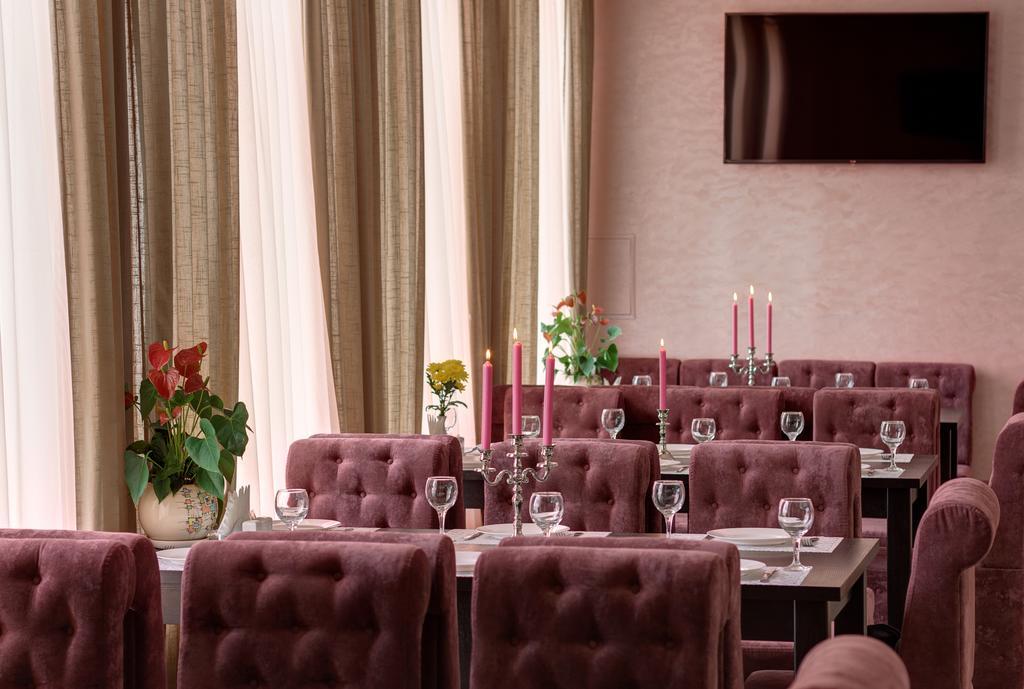 Felisa Hotel ハルキウ エクステリア 写真